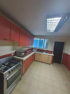 R.9 Apartamento de 3 habitaciones zona turística.