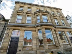 Fenby Suite - Castleton