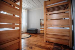 Inn Door 21 - Hostel & Suite