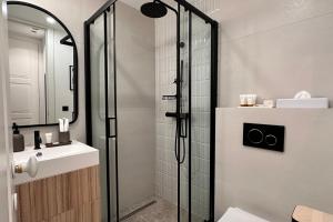 OPERA PROMENADE 4 Brand-new! 4 rooms next to beach balcony sea view