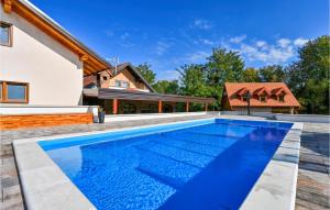Stunning Home In Vinogradi Ludbreski
