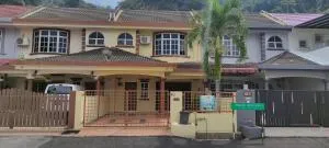 Afamily Homestay - Kampong Sengat