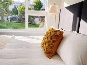 Stunning West Hobart Home- Close to city and shops