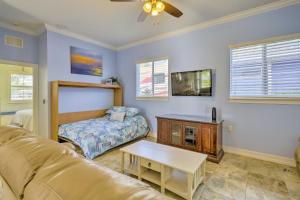 The Shell House in Titusville Pool, Golf Access