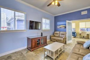 The Shell House in Titusville Pool, Golf Access