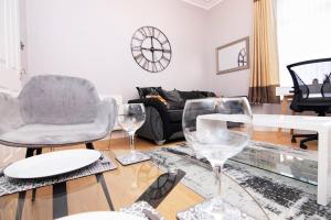 1BR Summit Holburn - Cosy Flat with Ultrafast WiFi