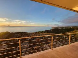 Nazare Uninterrupted Views and Sounds of the Sea - Vale de Paredes