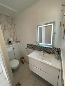 Maisons de vacances Le Palmier de Mira - entre Uzege et Cevennes : photos des chambres