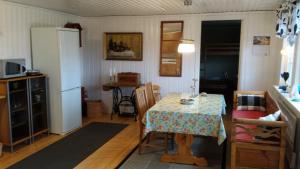 Fjättramåla Apartment