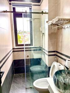 Phòng Giường Đôi Nhìn Ra Núi (Double Room with Mountain View)