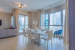 BellaVista - Luxe - 3 BR Plus Maid Room - Residences Tower 8 - Burj Khalifa and Fountain View