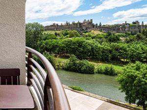 2, rue des Trois Couronnes, 11000 Carcassonne, France.