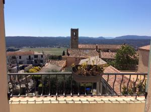 Hauts de st pierre belle terrasse Fayence
