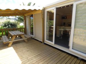 Campings Camping Mobile Home U sole marinu : photos des chambres