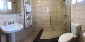 Chola Guest House