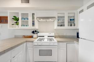 Green River Lodge - Lake LBJ