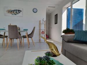 Modern apartamento with large south terrace, Playa Flamenca