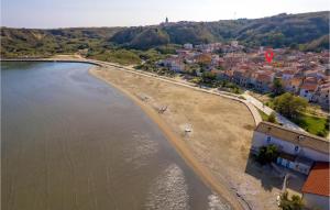 Amazing Home In Susak