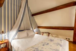 Hotels Le Clos Des Fontaines : photos des chambres