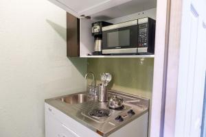 Private Suite in North Miami