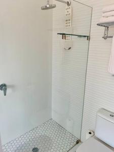 Sienna’s Seaview Guest Cottage