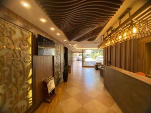 Al Mansi hotel