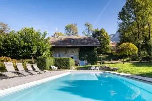 Le Moulin de Dingy - House with 6 bedrooms & swimmingpool 20 mn from Annecy - 托朗格利耶尔