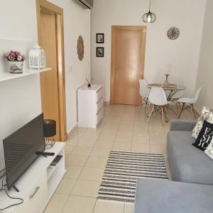 Apartamento Ines, Dehesa de Campoamor,900m from the sea , swimming pool & tennis court
