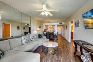 Lands End 6-303 Beach Front - Premier