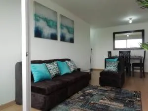 Lindo y Espacioso Departamento muy cerca a Miraflores - Лима