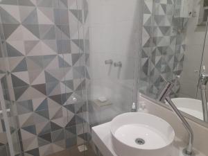 Quadra Praia, Posto 4, Split, smarttv Cabo, wifi , 35m2