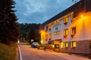 Pension & restaurace Zelený Mlýn Žacléř - 3hvězdičkové hotely ve městě Žacléř