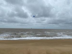 Lovely 1 bed flat 200 metres from beach