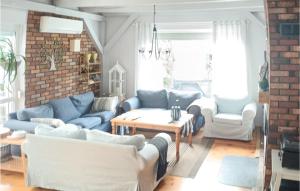 Nice home in Midzychd with Sauna WiFi and 3 Bedrooms