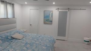 CAPE CORAL CANALFRONT