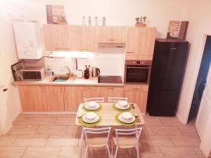 Maisons de vacances Maisonnette proche de Lyon : Maison 1 Chambre - Occupation simple - Non remboursable