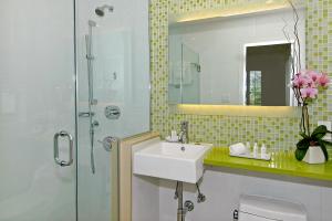 Standard King or Queen Room - Disability Access room in Circa 39 Hotel Miami Beach