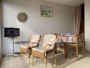 Studio cosy à Saint-Gilles-Croix-de-Vie avec parking privé - FR-1-224-116