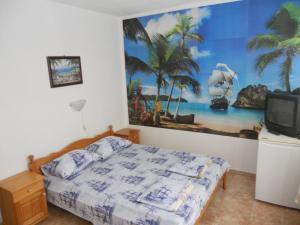 "Ahtopol"-rooms for rent-free parking 100 meters away