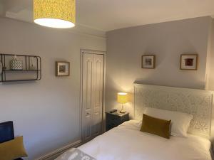 Talbot House Bed & Breakfast and Tearoom