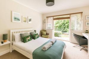 Eighteen Whitstable 4 parking spaces