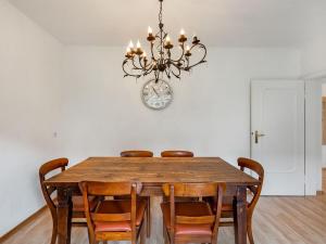 Apartment with private terrace in Velmede