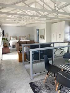 Cozy spacious loft on 4th Avenue