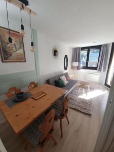 Superbe 2 pièces, centre vue Mont-Blanc avec balcon et parking gratuit