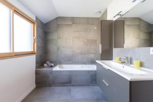 Maisons de vacances La Petite Croix Bienvenue : photos des chambres