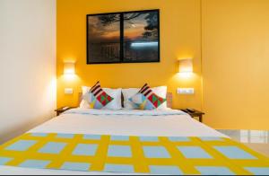 Solo Simrin Arcade Kadavanthra