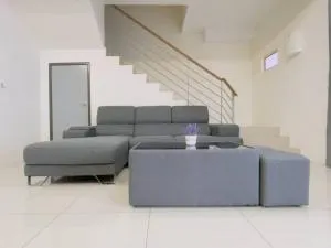 Double Storey Sweet Home 12pax @ Puncak Alam - Bandar Puncak Alam