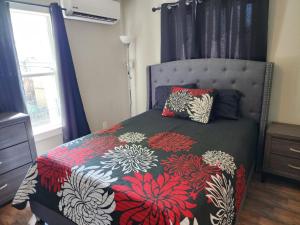 Luxury House Medical CenterDowntownEVParking