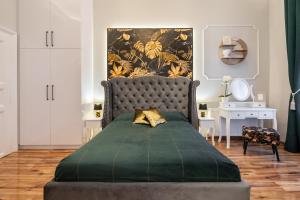 Premium Art Deco Apartment at Broadway 4BDR & 3BR