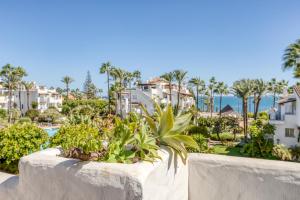 Hanami Alcazaba Beach Garden